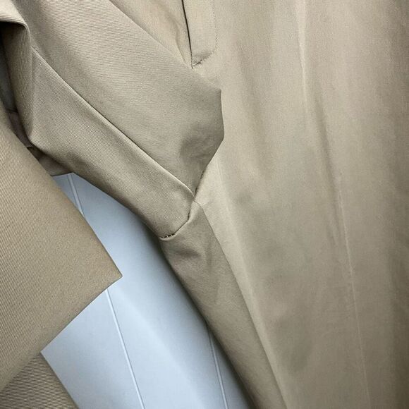 Haggar Men's Size 44x36 Premium Khaki Classic Fit No Iron Pants Trousers - Picture 8 of 15